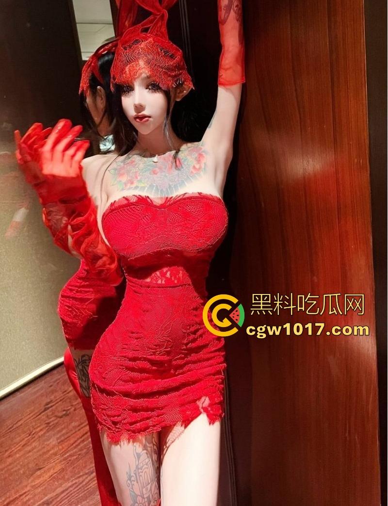 外网高颜值巨乳符文战士【蜜豆】最新作品流出，极品高颜值巨乳名媛婊，跪地给金主爸爸舔屌，性癖大开滴蜡爆操！-6