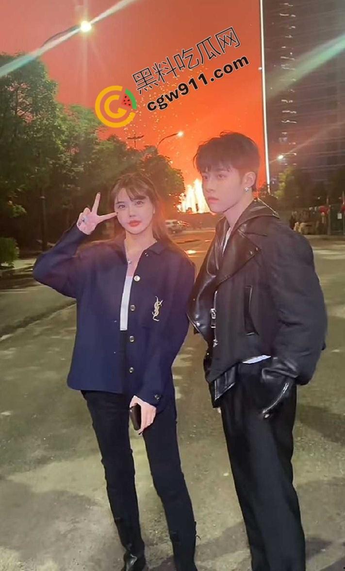 变形记富二代男主【黄润秋】淫乱私生活被女友【孟可佳】曝光！恋爱期间出轨酒吧当众接吻，性爱视频传遍全网！-9