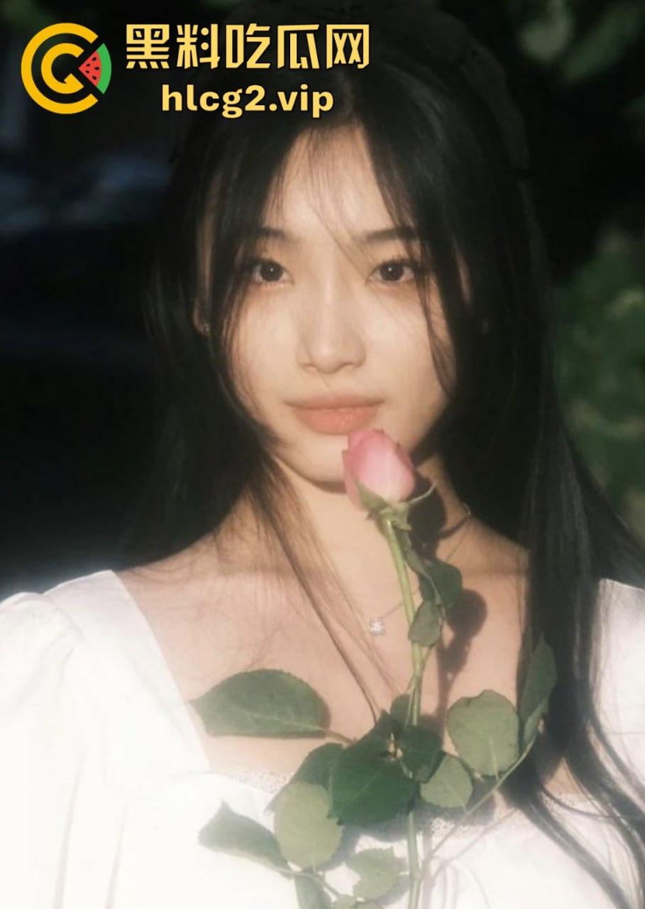 留学生钟婉芸迷人翘臀被暴操！跪舔棒子肉棒求口交，极品身材每一处都是致命诱惑！-3