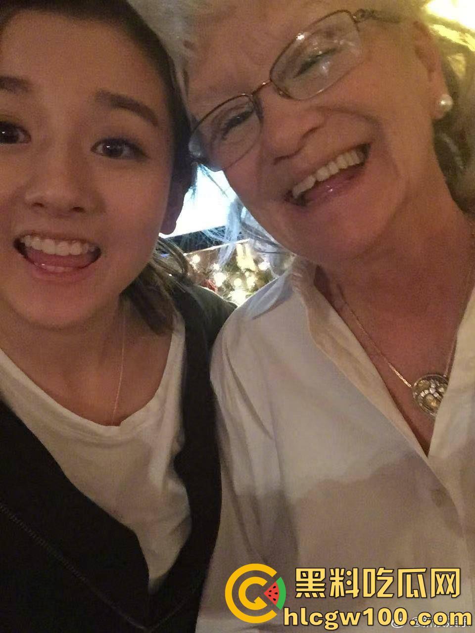 洋麻雀放出大量与【宋祖儿】的照片,说有过很多美好的回忆,以前就听说在国外玩的花-17