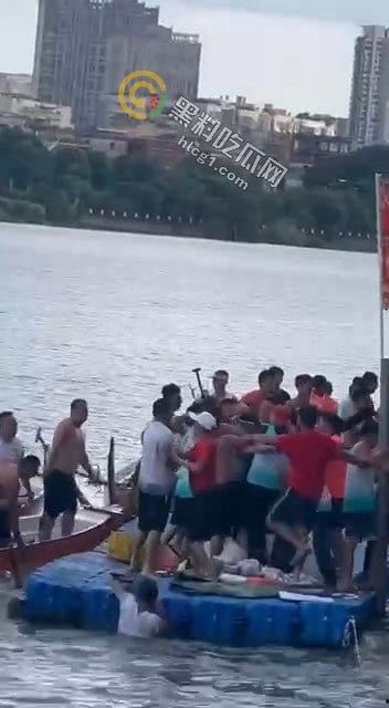 东莞高埗惊现神秘龙舟大战,竞技变身实战,究竟谁在操控背后?-1