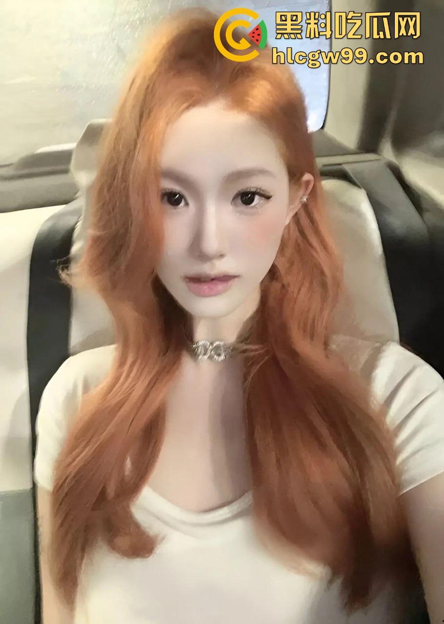 湖南大学极品大一学妹【吴思思】自拍视频外泄，高颜值大长腿的自慰骚货表演看着就享受，很有撸点！-2