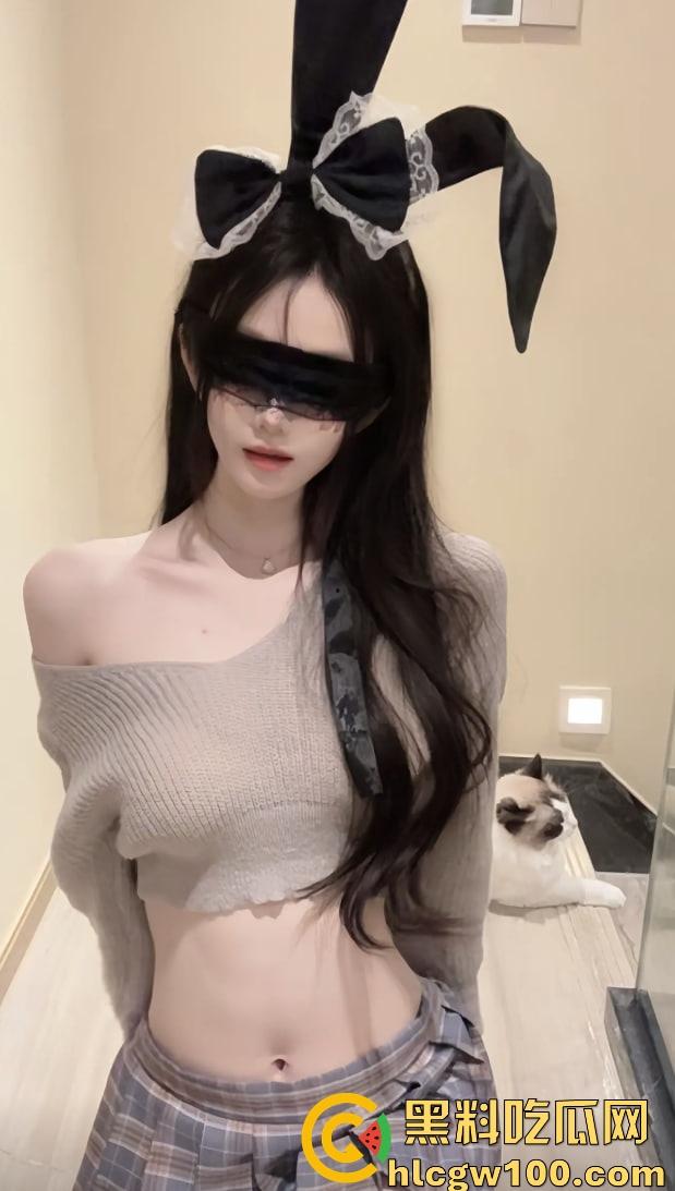 抖音擦边女网红疯狂【星cheese】私生活曝光，生活淫乱打胎怀孕，黑丝无套浪叫怀孕打胎还敢骗大哥刷钱！-21