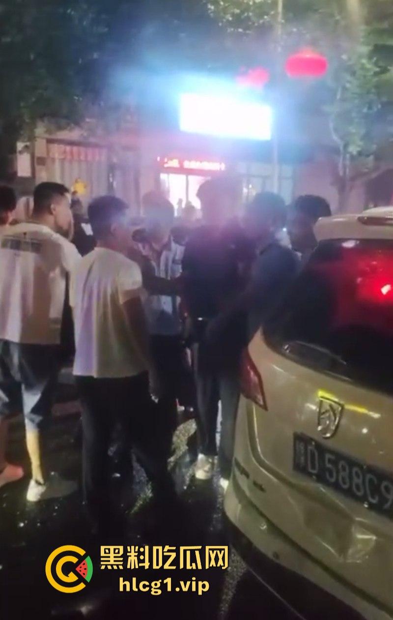 酒精惹的祸!汝州一男子连撞11辆车 这哥们如果对方家属不谅解 出来得2050年-11