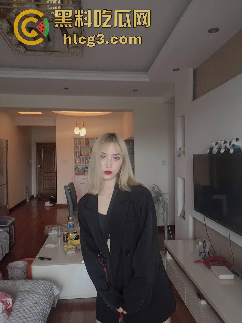 成都高颜值老师胡可煊全裸调教视频泄露，变身听话母狗！-3