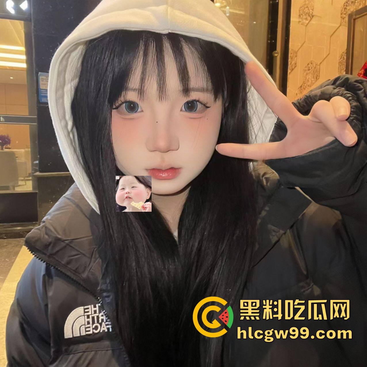 这个是真会玩啊！萌系甜妹电钻插逼体验快速高潮，这频率比炮机还要猛，这么玩逼早晚不得玩废了啊？-1