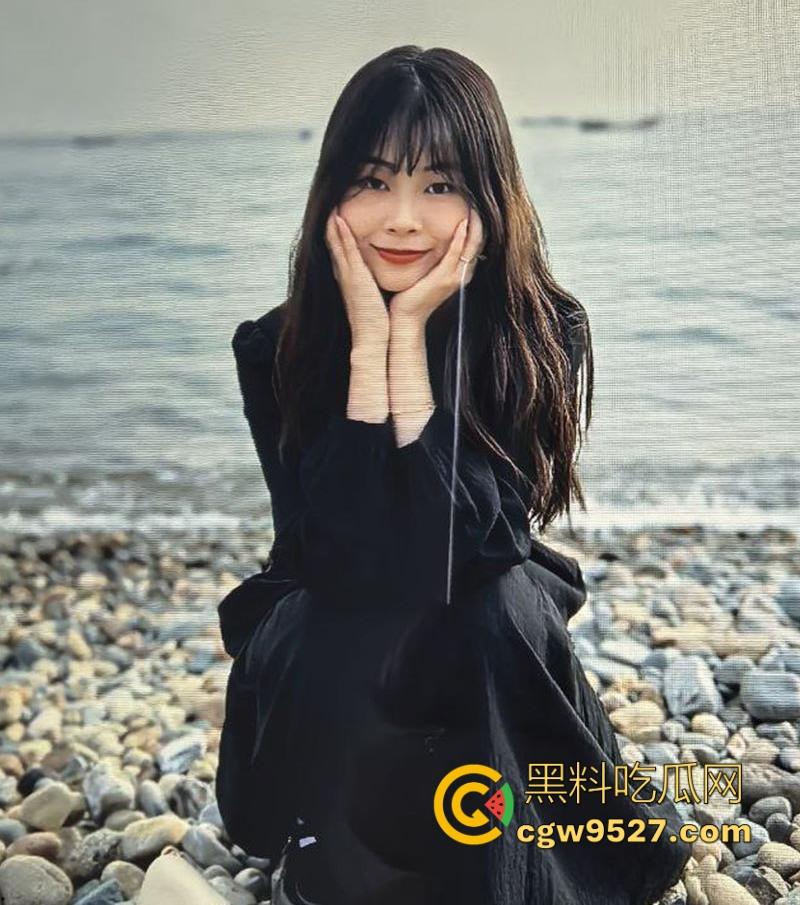 河南性感人妻少妇狂欢视频曝光，完美露脸性爱，口交后入多姿势，细腰扭动巨乳，火辣画面炸裂全网！-4