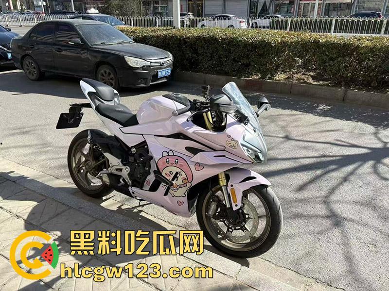 学生妹【米晓雨】被机车渣男骗炮，破其处女还偷偷内射，怀孕后直接跑路，只能卖逼赚钱打胎！-17