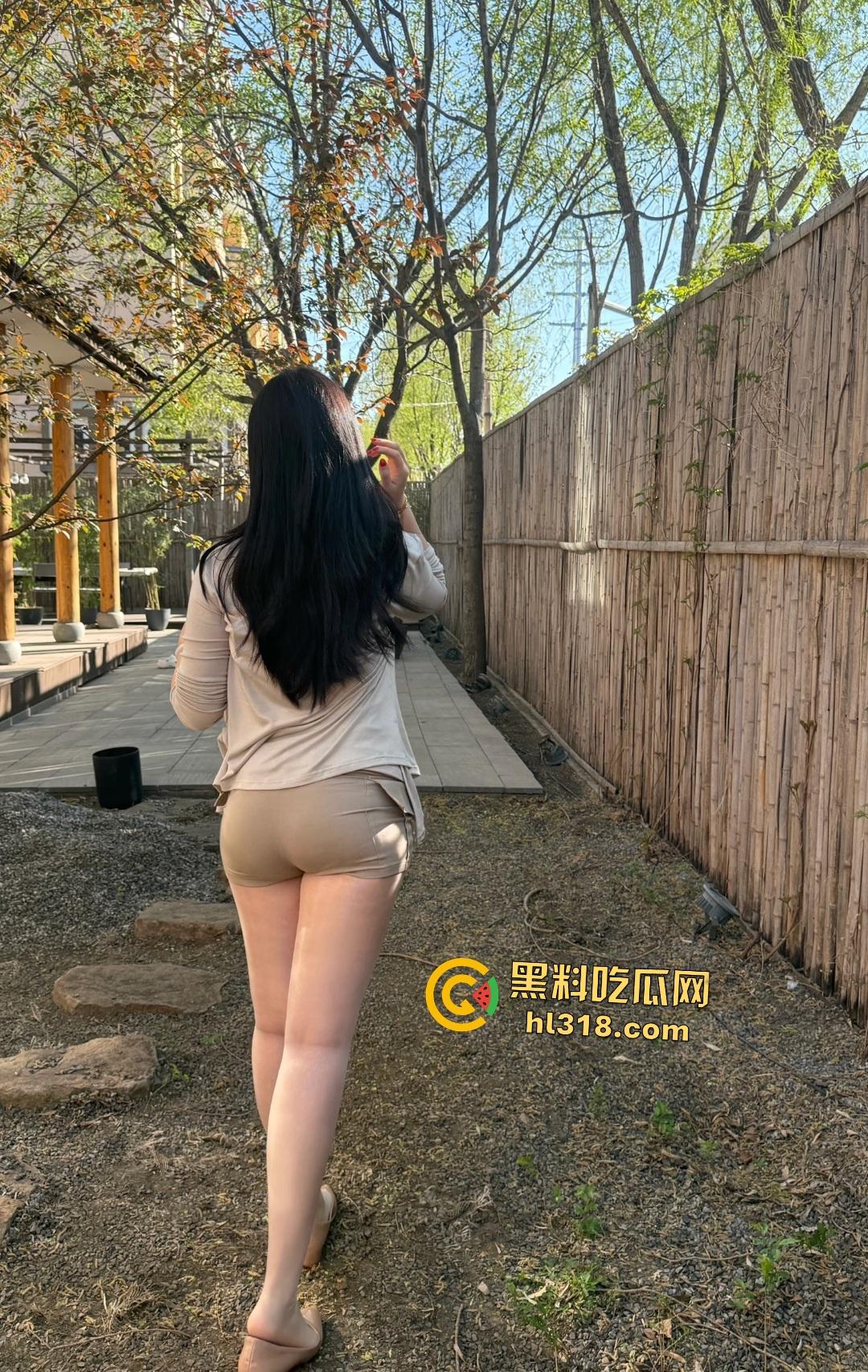 福建医科大护理老师【谢宝缘】以论文过关为由让男学生满足自己的性癖，毒龙舔屁眼，这上的是护理课！-1