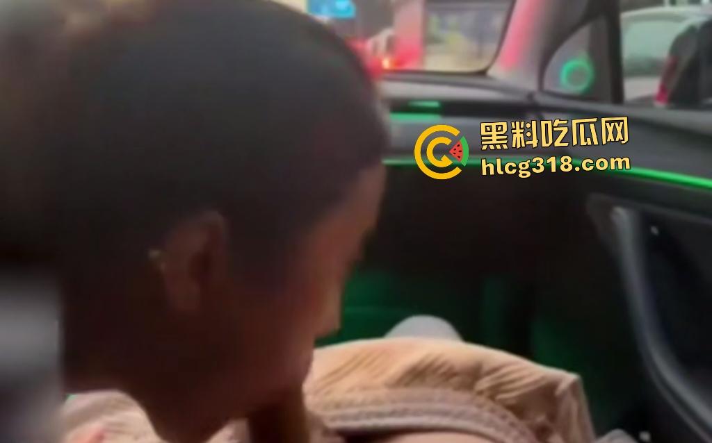 徐州广播电台主播【安素琴】在车上给副驾驶口交撸管，堵车就口交开车就单手撸管，下车后直奔酒店！-3