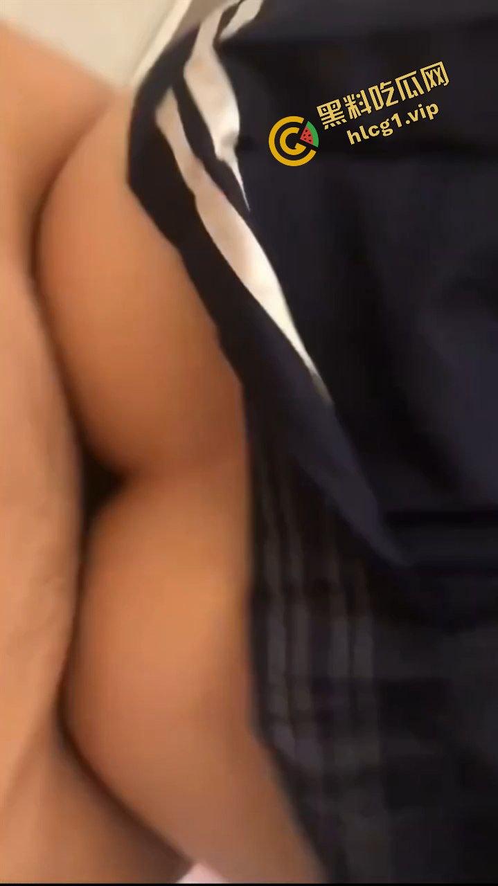 南京艺术培训班 长腿舞蹈老师『李晨洁』与学生家长偷情 有钱就能操！-8