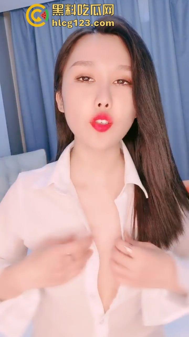 很顶！【半糖主播尼尼子】最新高价定制私拍 精液灌肠 道具插逼 潮喷女神-2