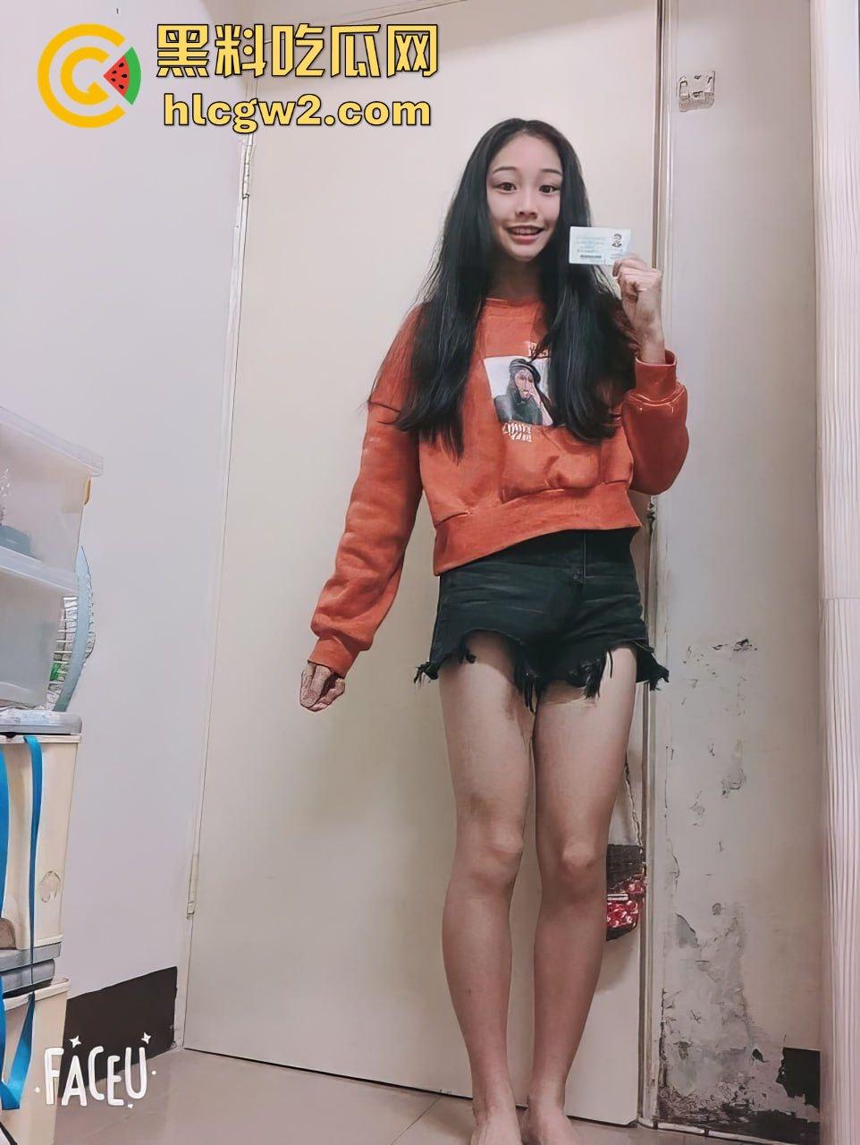 台州艺校学生【吕笑笑】重金定制私密视频曝光!居家裸体油笔自慰,刺激场面让人直呼过瘾!-2