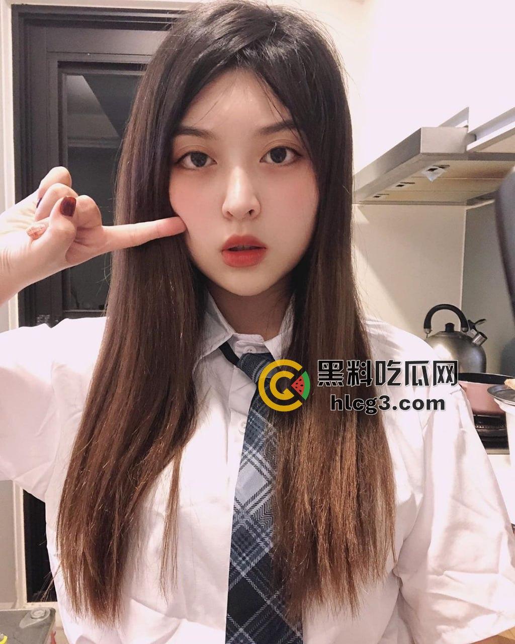 【独家泄密】传媒名校高材生『陈欣』为接戏甘愿被潜规则，高颜值D罩杯呻吟声撩人心弦！-2