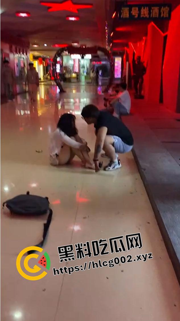 常德汉寿海归来捉奸现场！劲夫上身狂扇破鞋 出轨的贱女人被打的都懵了 现场视频流出-6