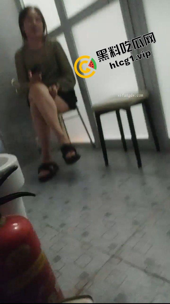 青岛大神真实探店！JK站街鸡婆只需260即可各种爆操！全程高燃！-5