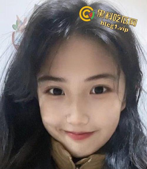 瓜友投稿！约炮深圳实验中学极品嫩妹！蓝白校服清纯白袜各种无套抽插身材绝美！-4