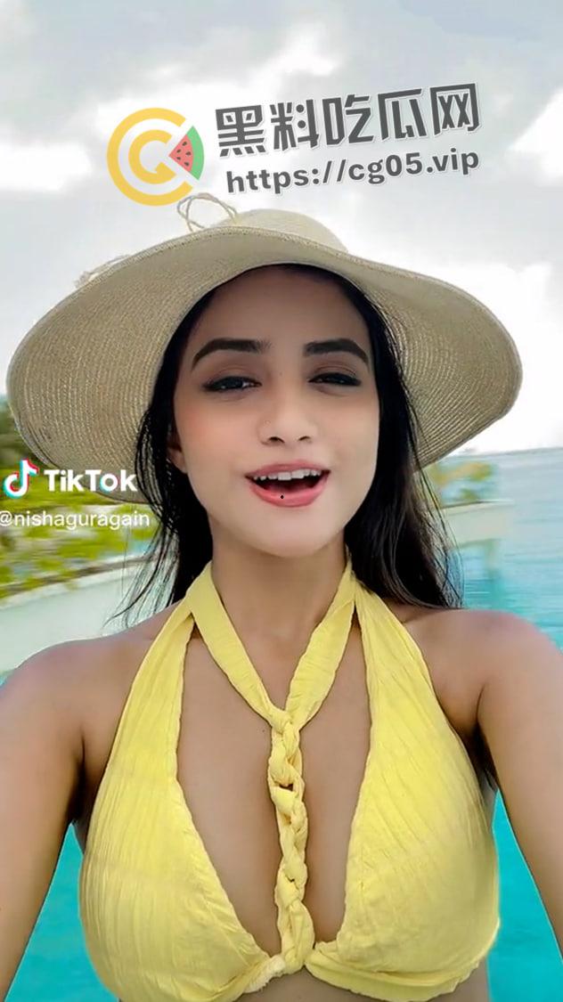 印度淫娃!Tiktok INS 印度网红 【妮莎】【NishGuragain】和男朋友性爱自拍流出 咖喱味的极品美女-6
