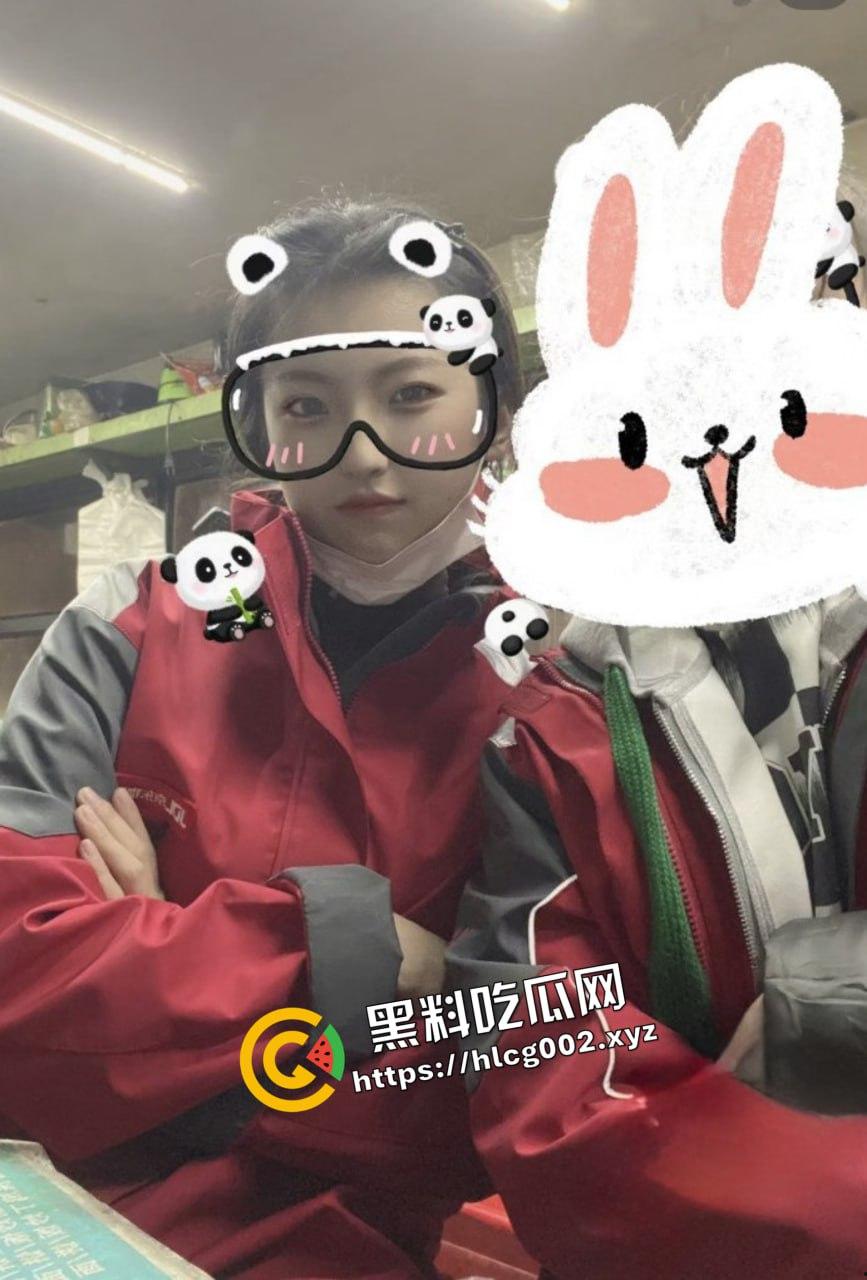 重庆京东物流实习生『张兰』欲求不满 背着男友发自慰视频勾引男人约炮！视频曝光！-3