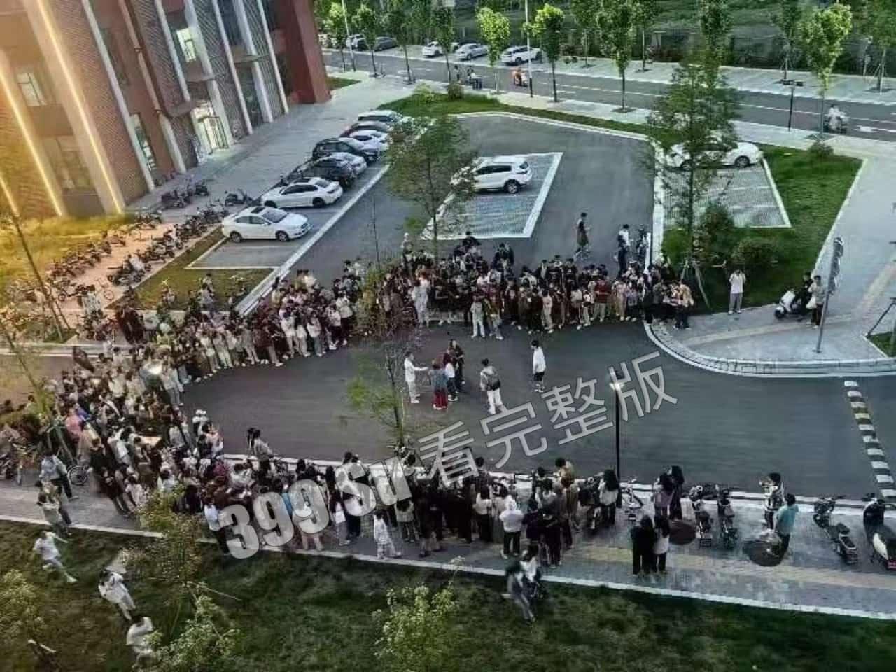 #纯爱 战士再次倒地不起 发生在江苏某职业学院   女生同是交往多人  内含烧脑的关系图-5