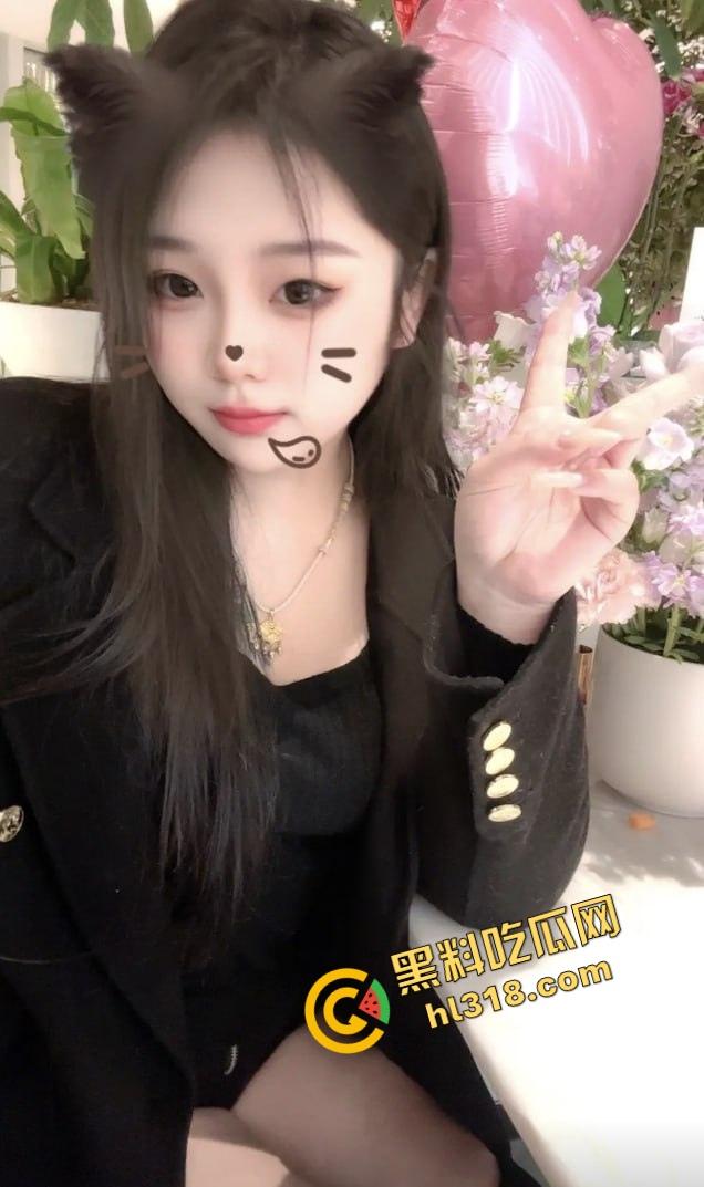 抖音摩托车圈热瓜，春风车主抬不起来的腰，终究还是断了，得吃哥跪地当狗舔高跟黑丝-7