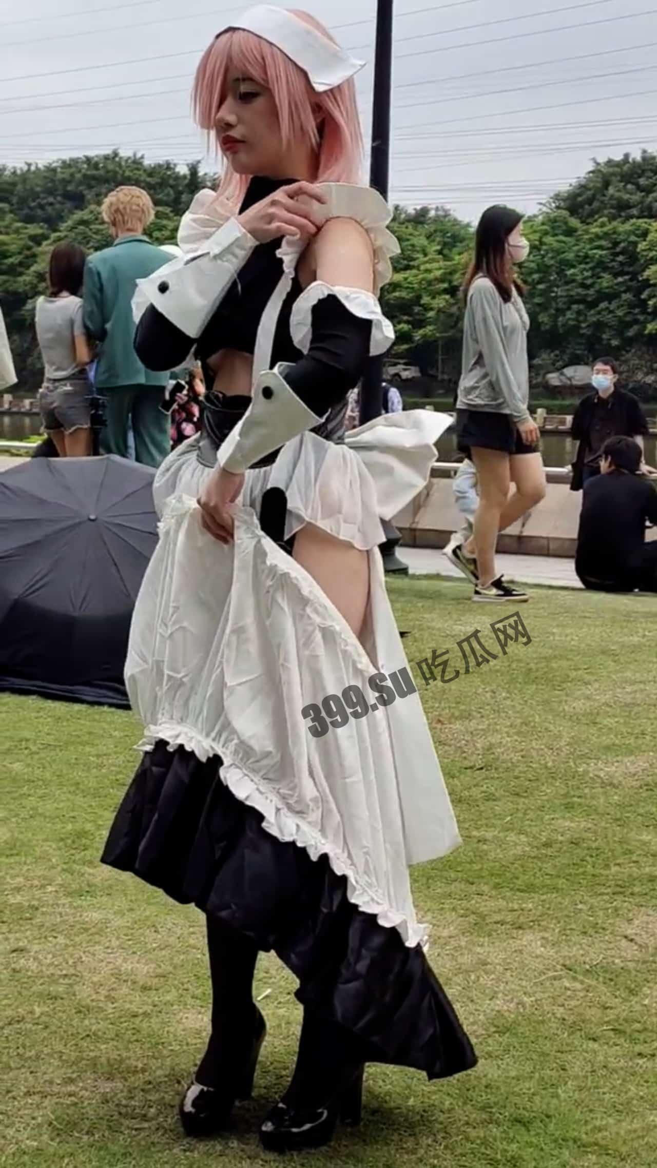 漫展的福利姬们  都是父母的骄傲-2