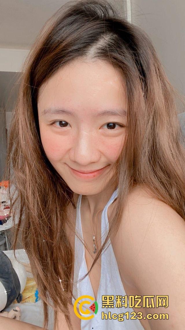 TikTok网红模特私拍流出！这颜值差距堪比换头术，男友干得热火朝天！-1