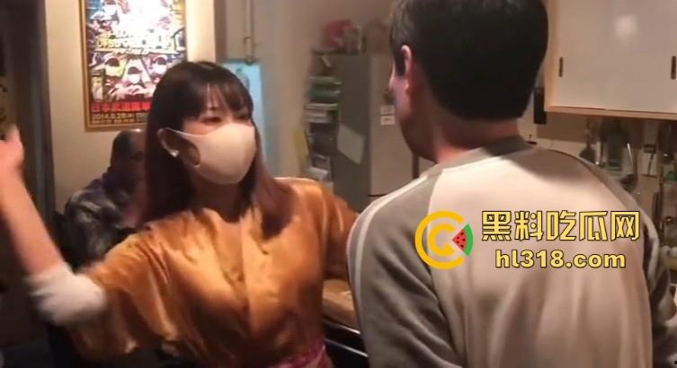 日本惊现扇耳光餐厅！给女王扇过才能就餐，早听说日本人压力大所以多少都有点儿心理变态，这回算是见识到了！-10