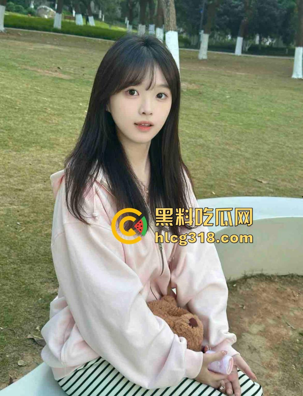 深圳18岁毕业嫩妹刚毕业就当鸡，张口就5000包夜，2500连口都不给，瓜友砸钱要曝光小辣鸡！-12