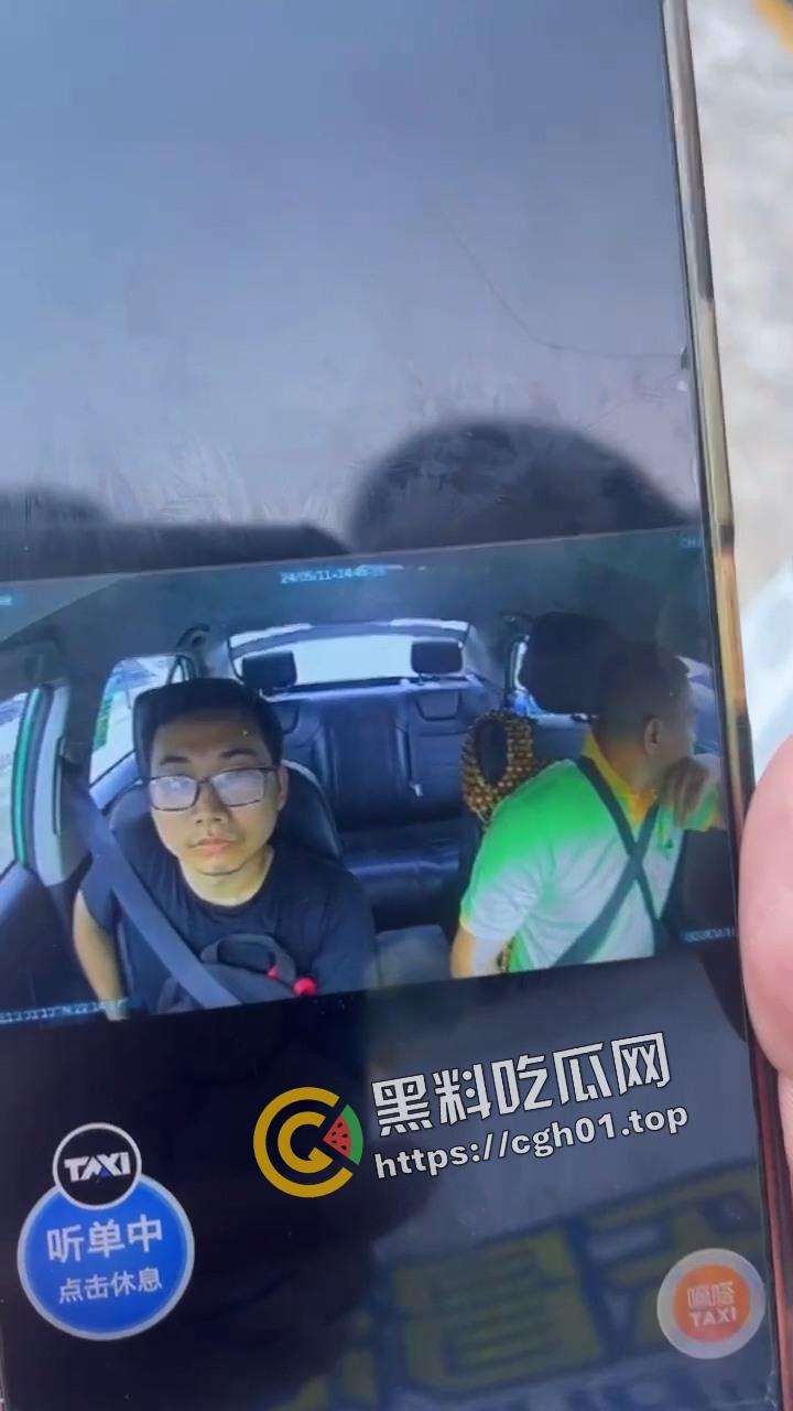 珠海出租车被杀事件车内监控流出！副驾驶毫无征兆拿刀就捅 肚子都被划开 血腥慎入-2