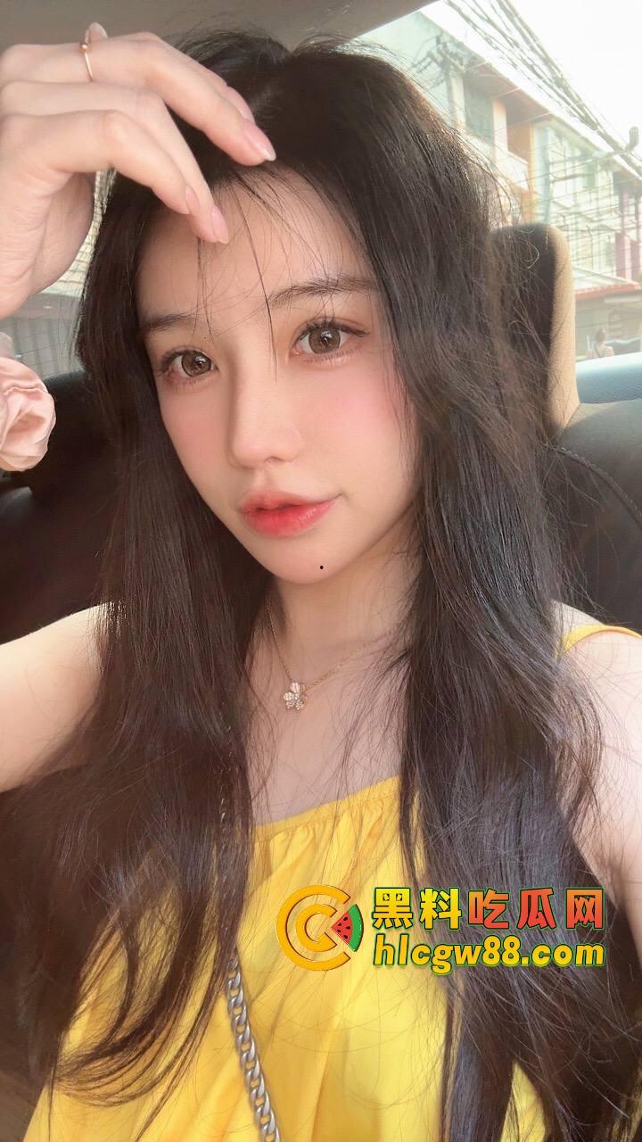 哈尔滨39中『钱晶』表面是人民教师，课后兼职洗浴小姐被大哥穿着浴袍开门日逼，玩的就是真实！-3