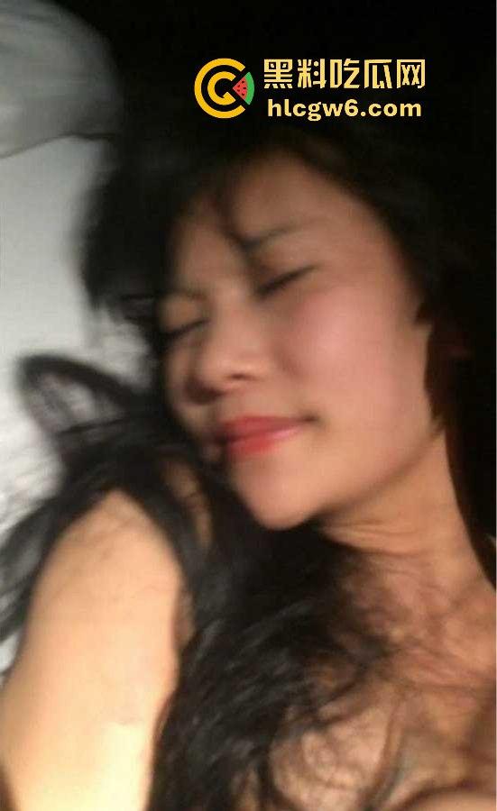 退役警花下海经商服务洋鬼子被按床打桩 又一个制服浪货被操成肉便器 警花传人不如『张津瑜』还想靠肉体上位？-14