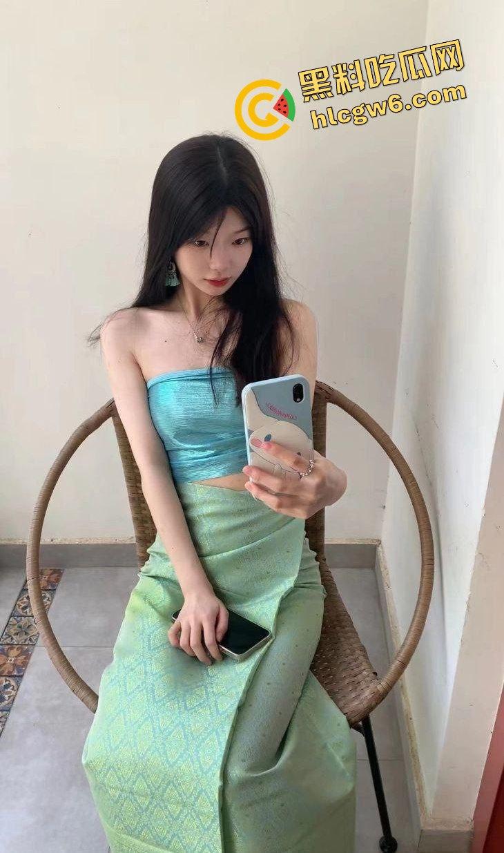 重庆南川区反差女大骚贱母狗『李怡然』美奶玉体耐操骚逼 上位后插淫乱娇喘！独家流出！-7