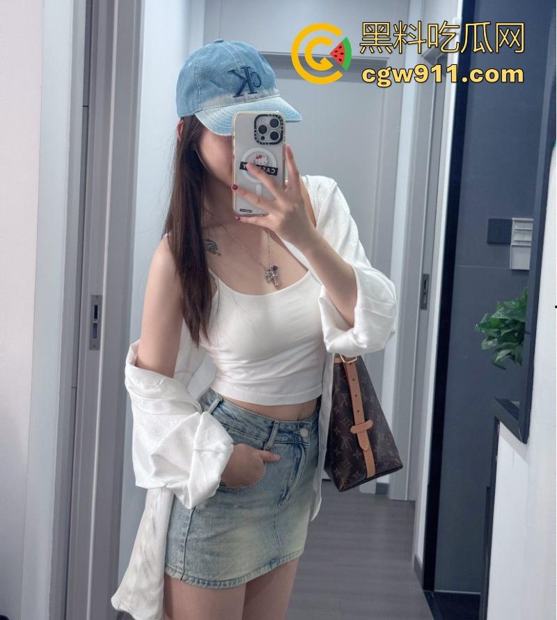 重庆科技大学【林淑芬】清纯少女化身骚逼母狗，在校期间约炮成瘾夜不归宿，被其男友发现曝光性爱视频泄愤！-1