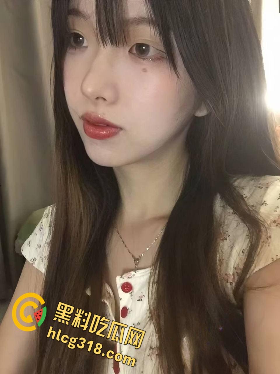 极品女大校花第一视角激情体验,女上代入感极强,情趣制服足交口交,猛操嫩逼露脸大片!-1