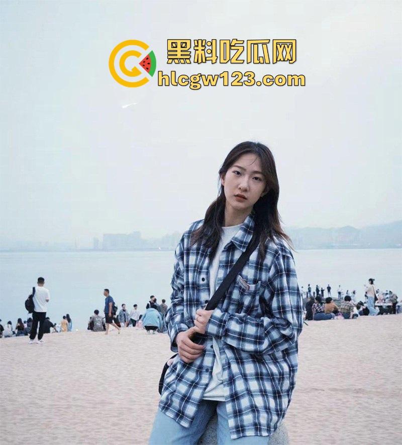 合肥师范学院手球队美女队员【李旗】约炮视频流出 雪白大长腿性感肥臀被抽打调教无套后入 !-5