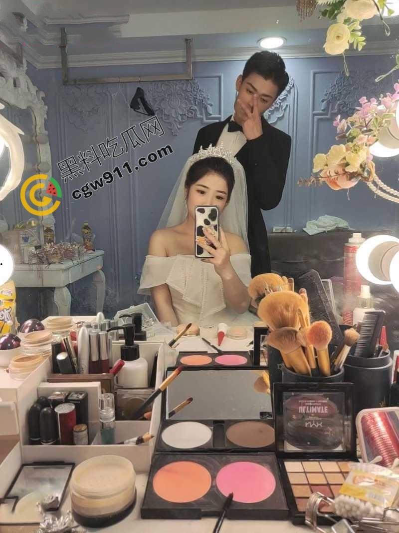 山东巨乳人妻【颜丽君】与精神小伙偷情视频外流，肥臀大骚穴，天生欠干，小穴被彻底玩烂!-6