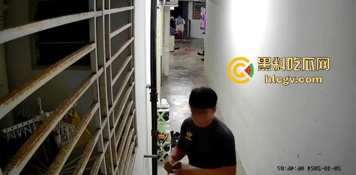 马来西亚槟岛华裔男清晨偷嗅邻居胸罩还自慰！猥亵全过程被监控拍下！-6