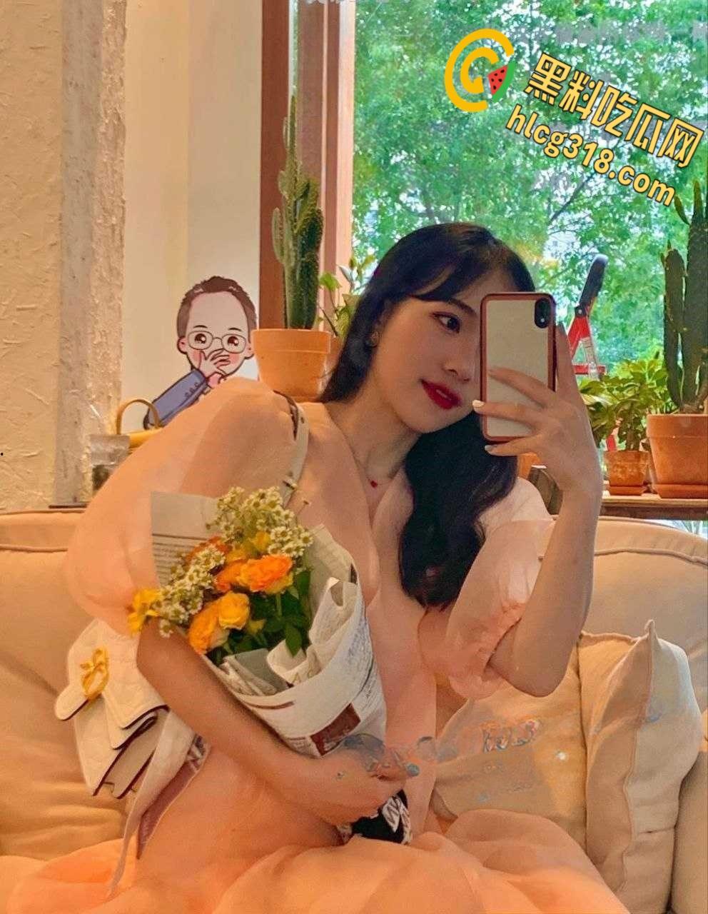 河北女大与男友视频泄密，清纯仙女变欲女，淫荡表情骚母狗无遗！-4