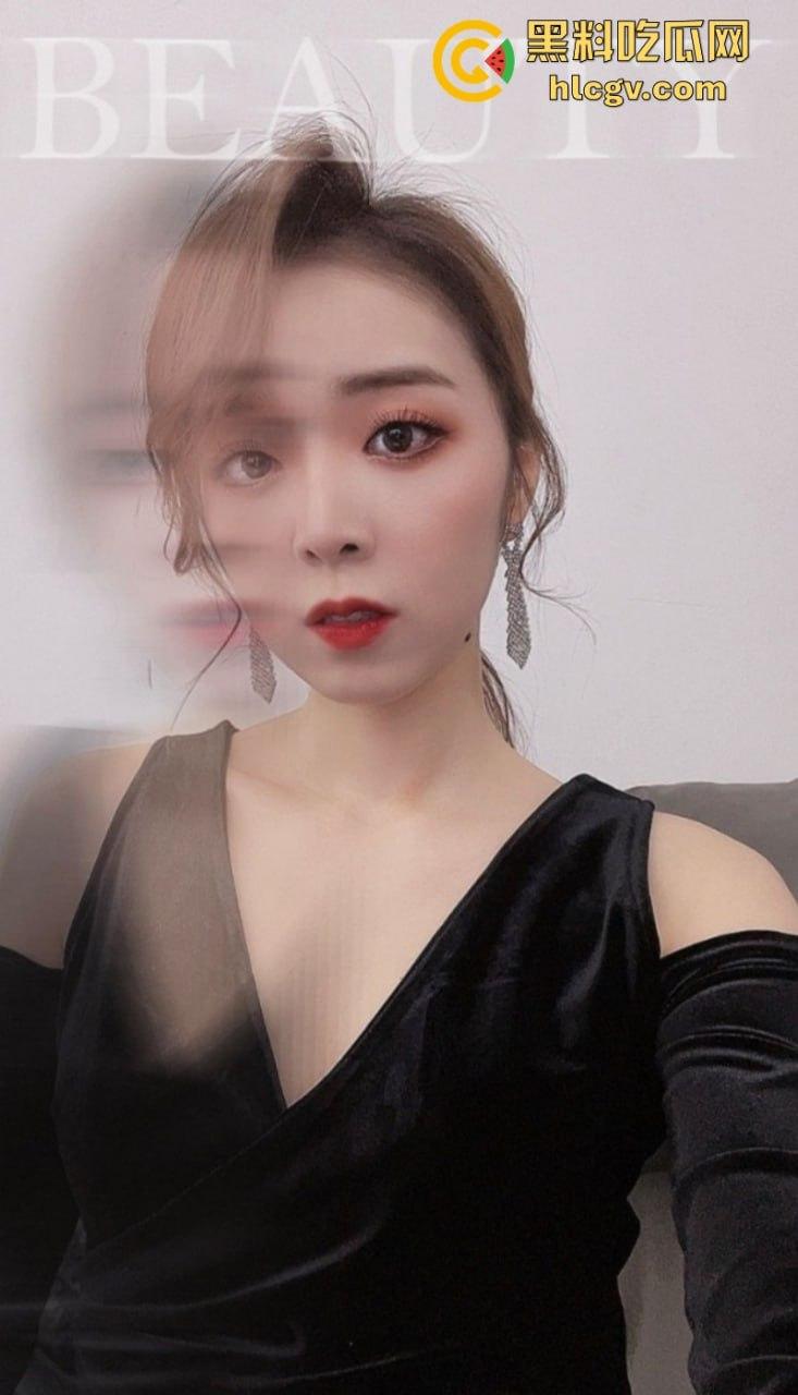 英雄联盟官方主持人【余霜】思想开放其本人是特别骚的反差婊 口交视频流出速看！-32