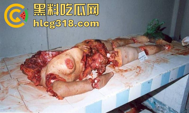 南美毒枭真实肢解女人现场，不枪毙直接割喉砍头，活生生直接割头卸四肢，全程绝望惨叫，胆小者勿入！-4