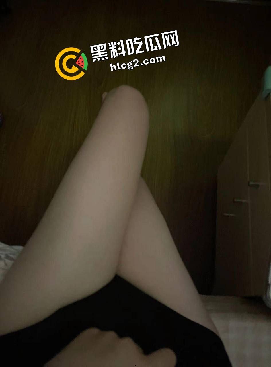 万人疯求！体育生与舞蹈生的完美性爱！185大屌一级运动员『Vissstaaaas』镜前一字马姿势爆操芭蕾舞女神 自拍流出-7