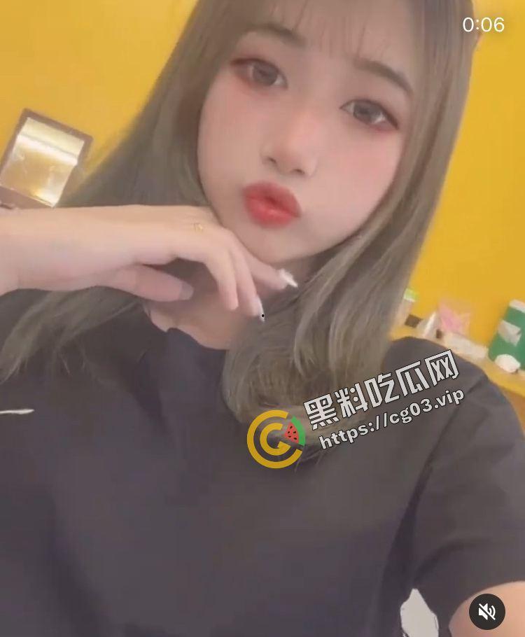 台湾G奶小太妹想当艺人 被假经纪人骗  被PUA调教视频曝光 年轻的身体就是顶-1