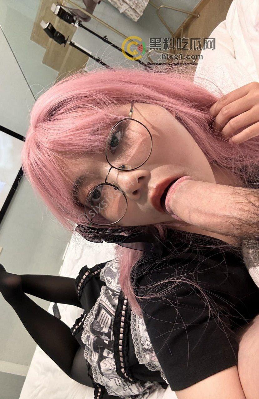 推特眼镜妹“sixsixsix47”高颜值视频全套资源曝光，从书卷气到狂野不羁一夜之间！-6