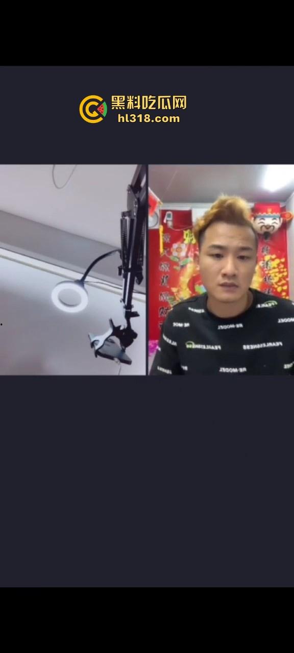 抖音pk偶遇湿身漏奶主播，一开始平平无奇，直到黑色奶点出现，极其诱惑这都不封的吗？-1