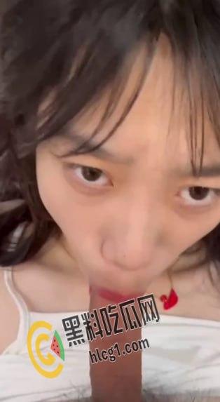 刚上大一的新生学妹 被拿下 小穴和奶子都发育的不错 特别是那诱人的奶子 床上还犹如母狗般主动！-8