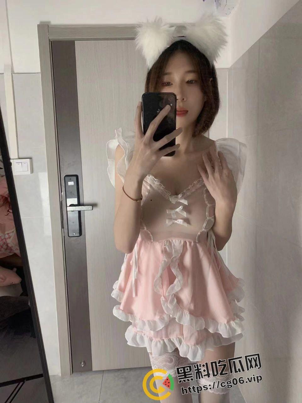 东莞辅警【甘颖聪】嫖娼无度被女友发现！离谱的是自己的男友去嫖的是自己的朋友的女朋友 不愧是东莞 圈子就是乱-11