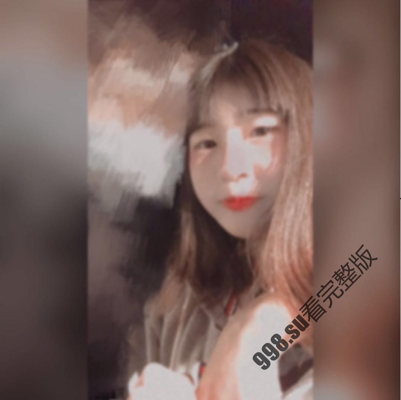 台湾情侣泄密 在爱河中迷失自我高中学生妹❤️惨遭渣男曝光所有私密影片-4