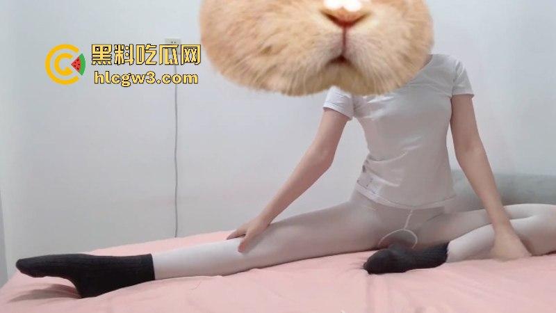 180度平行展示流水骚穴 抖奶抠逼勾人魂 斗鱼舞蹈女主播【汁汁】大尺度定制骚拍视频独家流泄-5