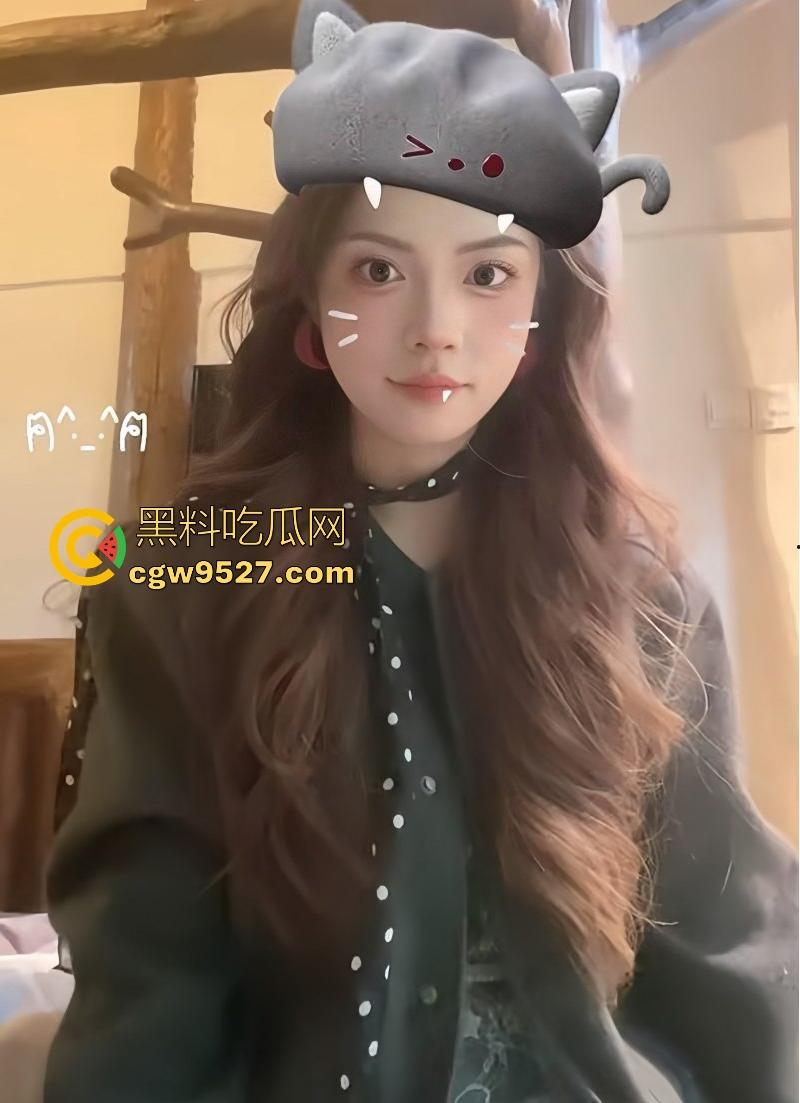 抖音约炮【铁锤妹妹】长时间的聊骚终于得手，紧致嫩穴夹得欲仙欲死，极致的反差骚逼！-7